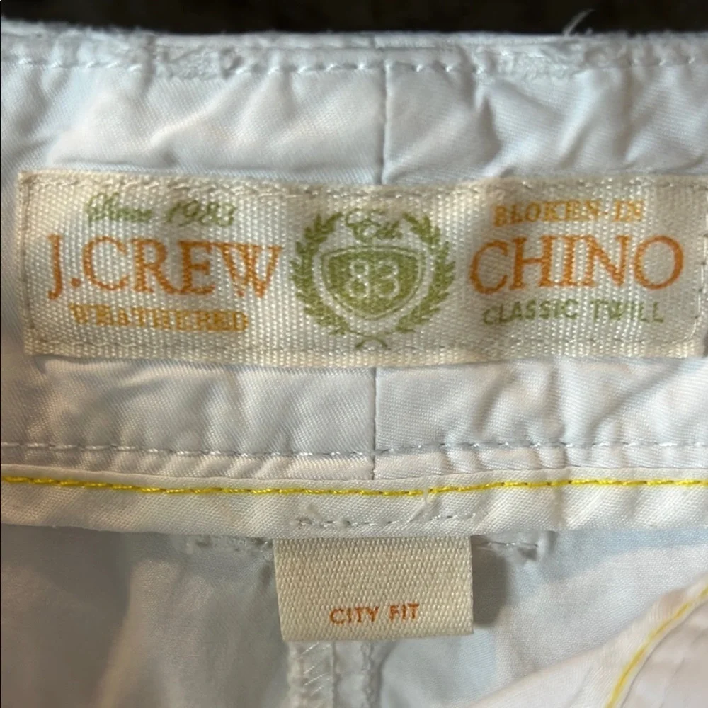 J. Crew Women's Chino City Fit White Cargo Shorts size 4